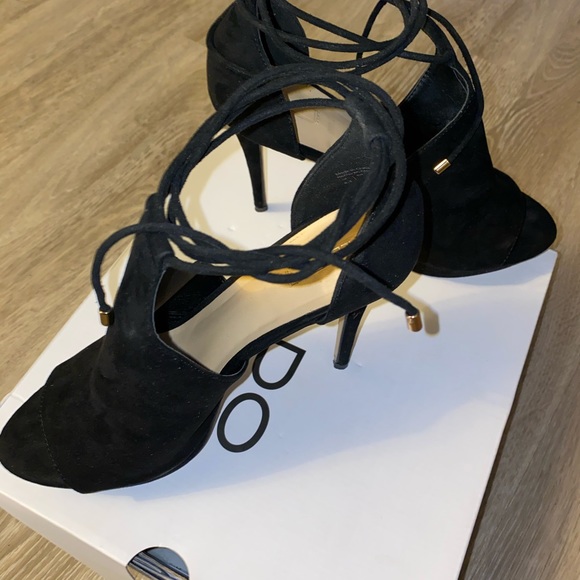 ALDO- Tilley Heels - Picture 2 of 7